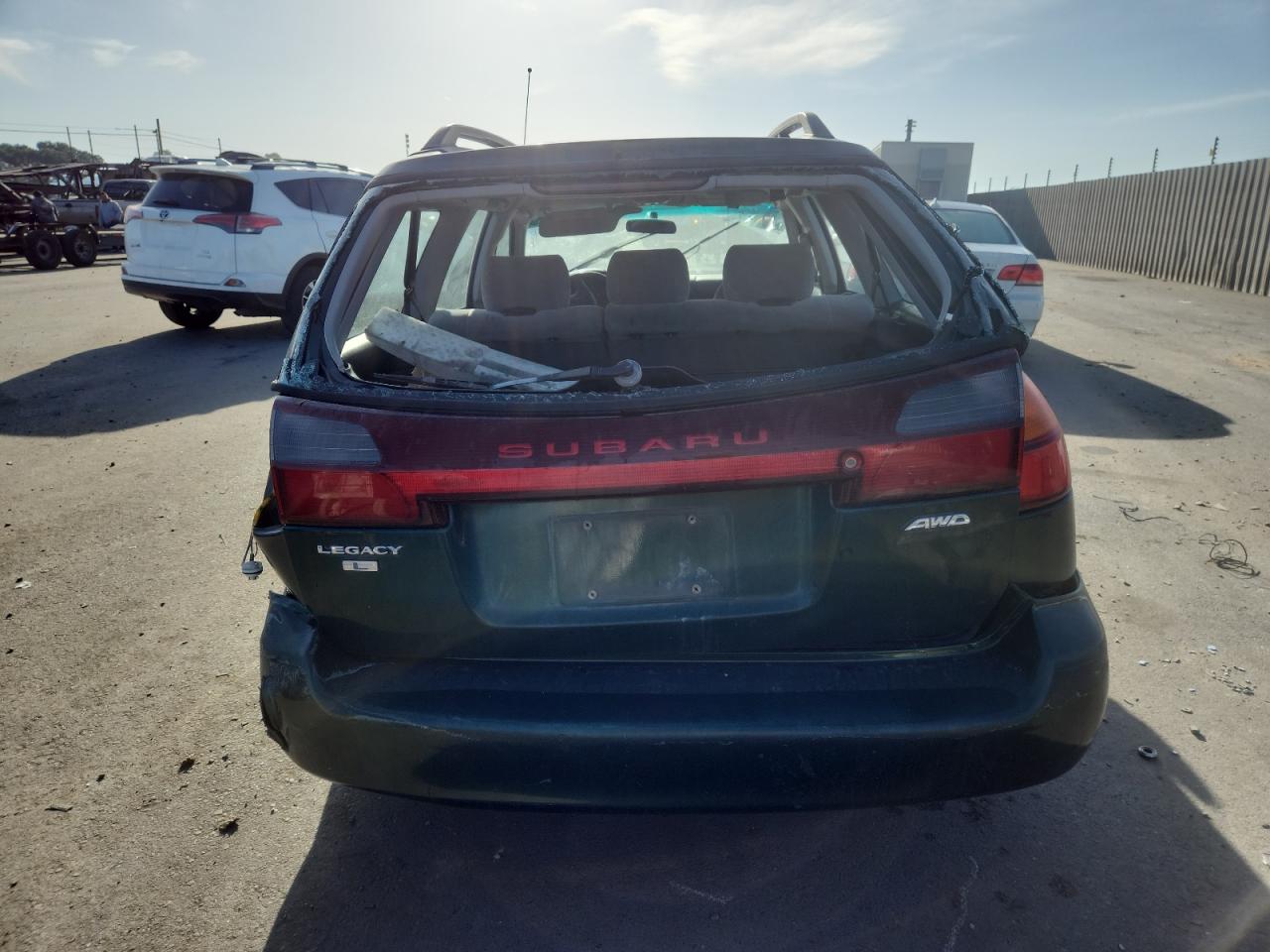 2001 SUBARU LEGACY L photo 6