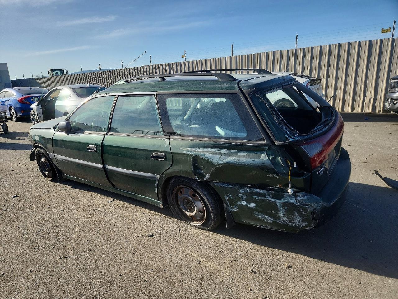 2001 SUBARU LEGACY L photo 2