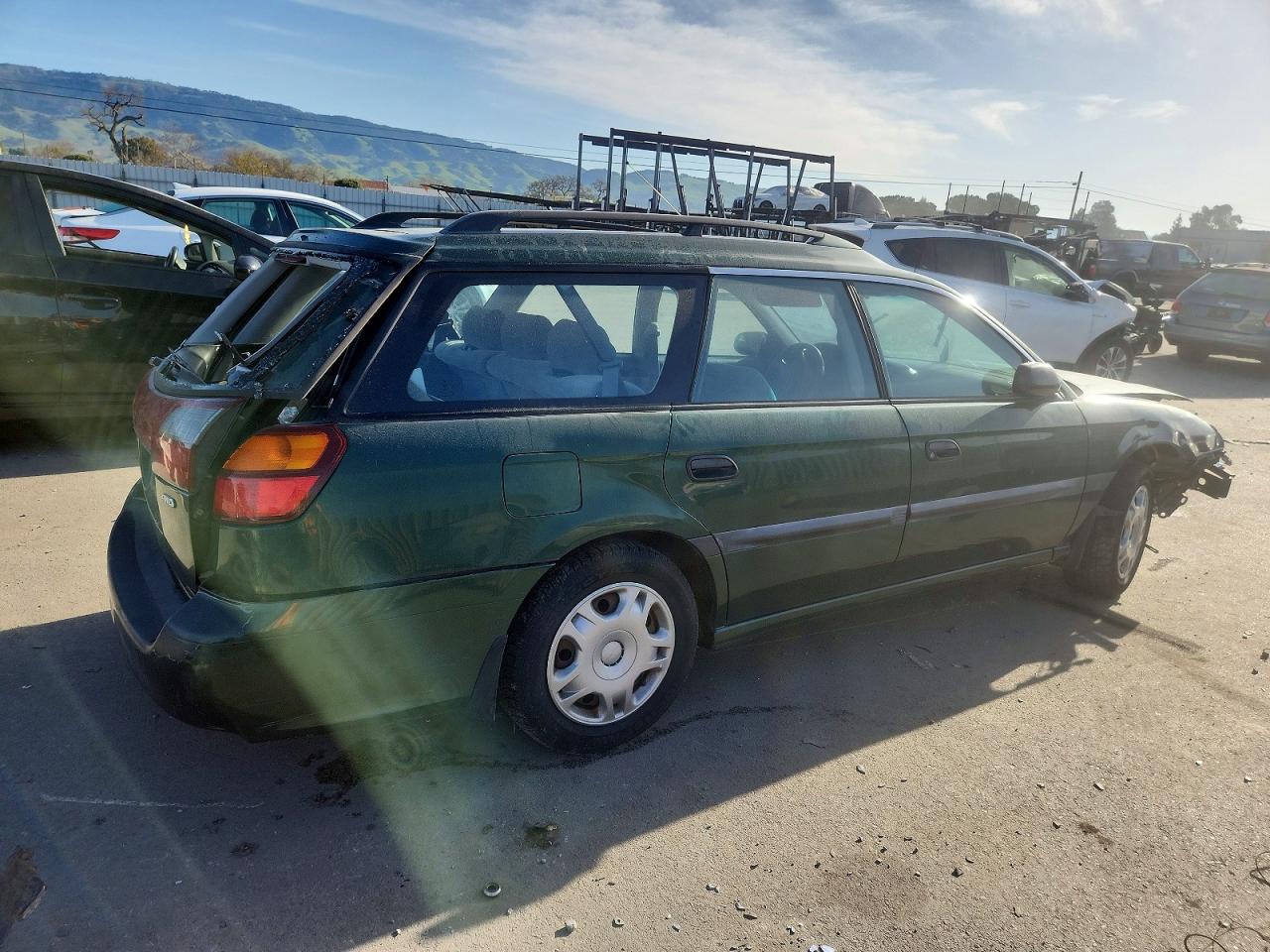 2001 SUBARU LEGACY L photo 3