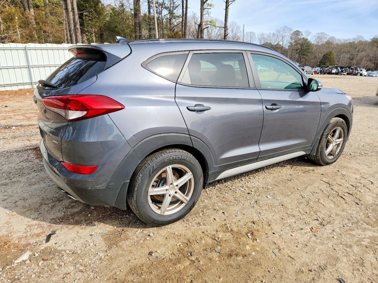 2018 HYUNDAI TUCSON VALUE photo 5