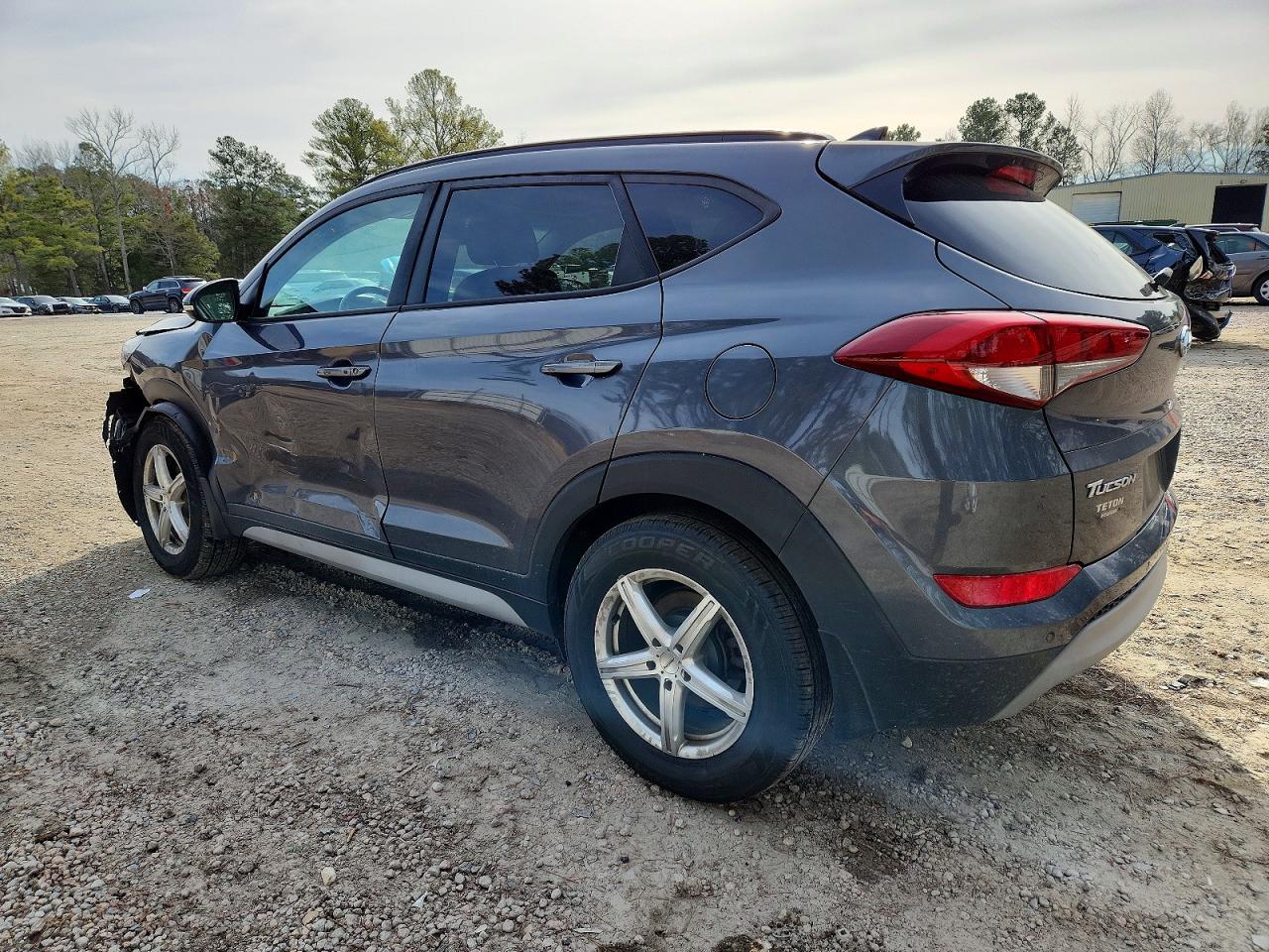 2018 HYUNDAI TUCSON VALUE photo 3