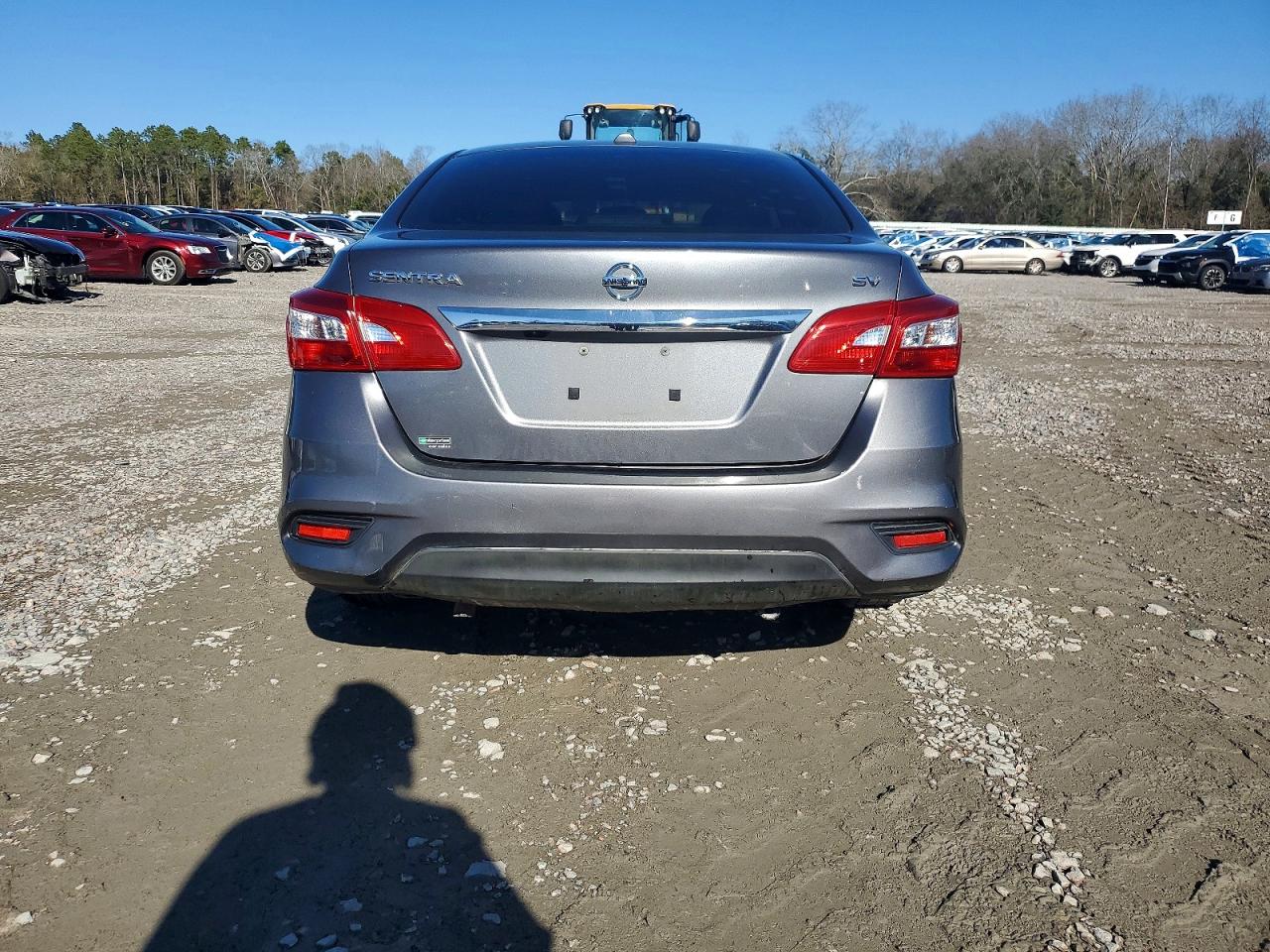 2019 NISSAN SENTRA SV photo 11