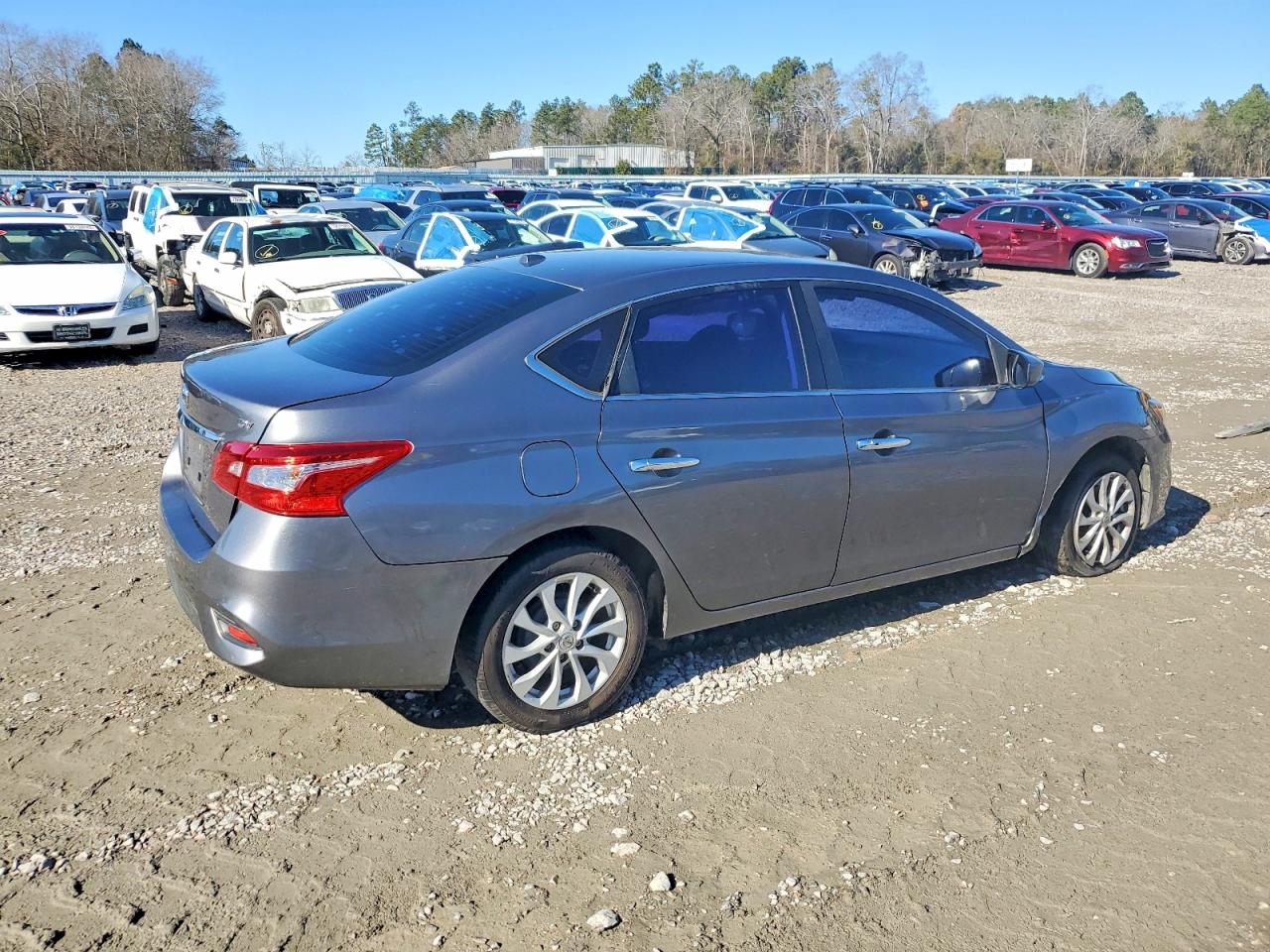 2019 NISSAN SENTRA SV photo 5