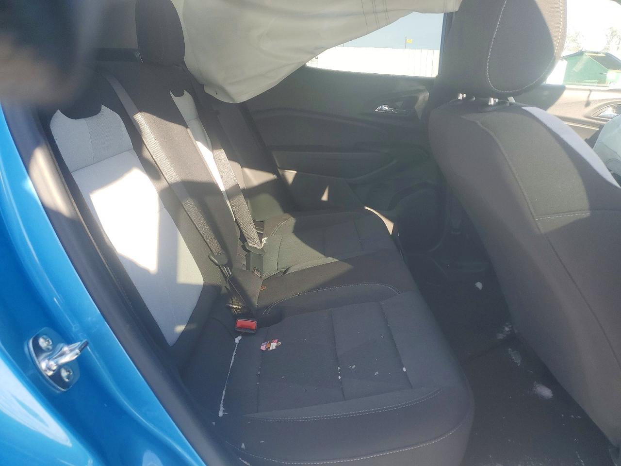 2025 CHEVROLET TRAX LS photo 31