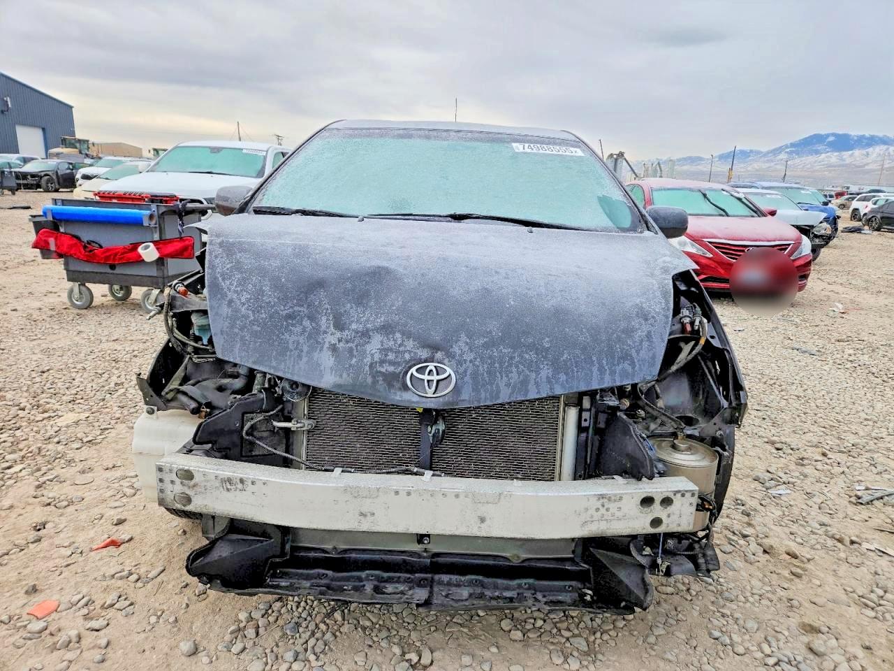 2009 TOYOTA PRIUS BASE photo 9
