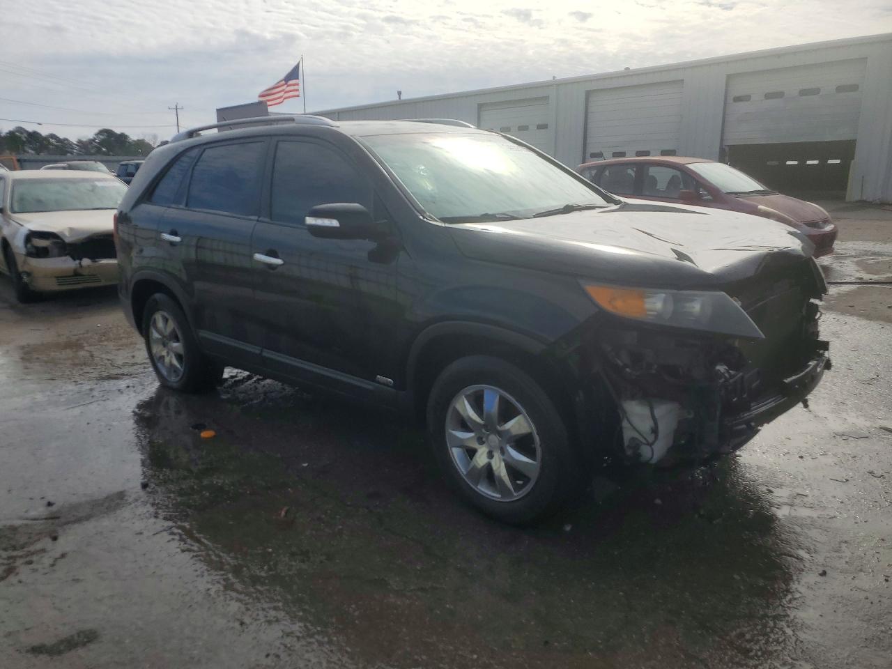 2011 KIA SORENTO LX photo 4