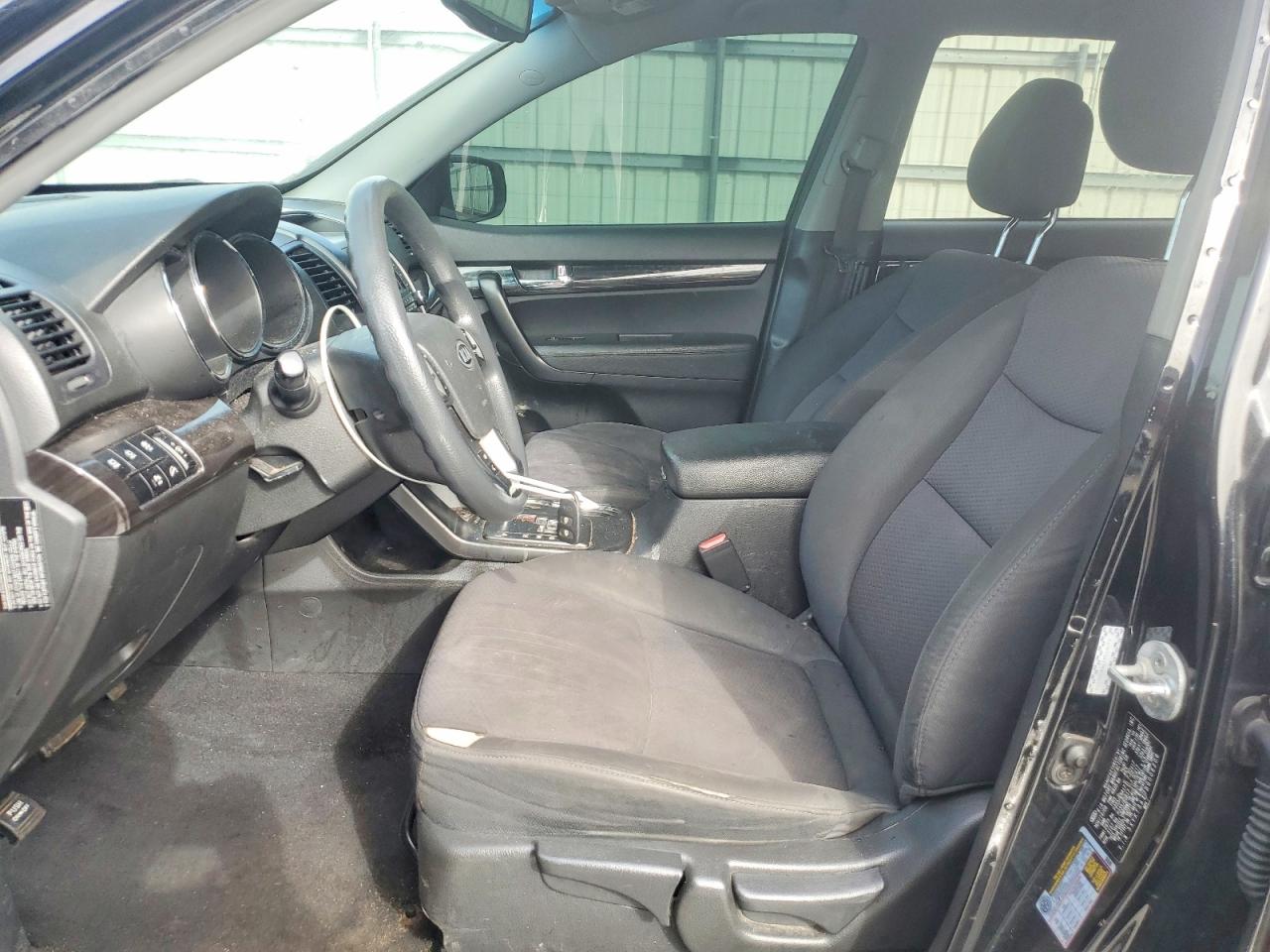 2011 KIA SORENTO LX photo 7