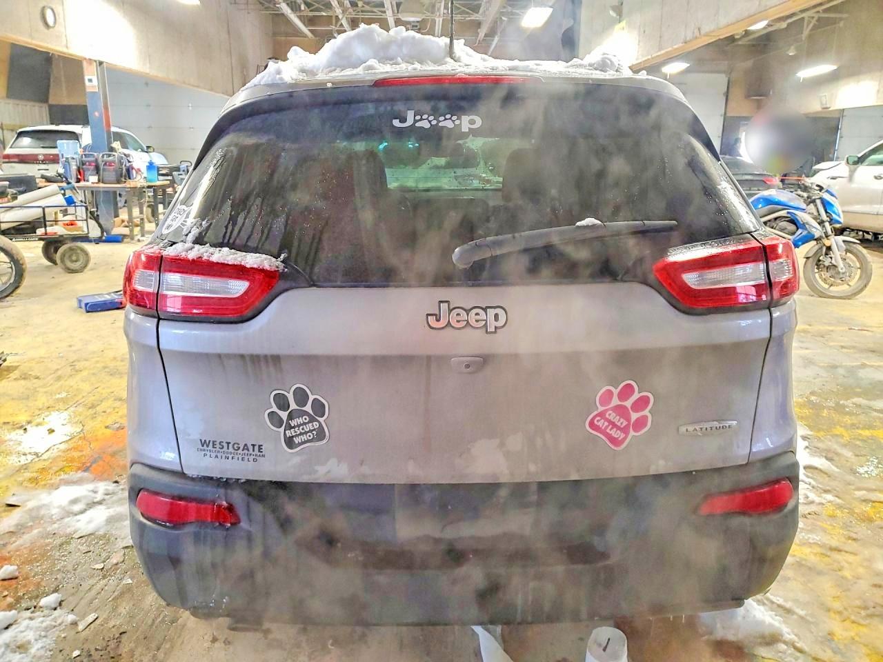 2017 JEEP CHEROKEE LATITUDE photo 6