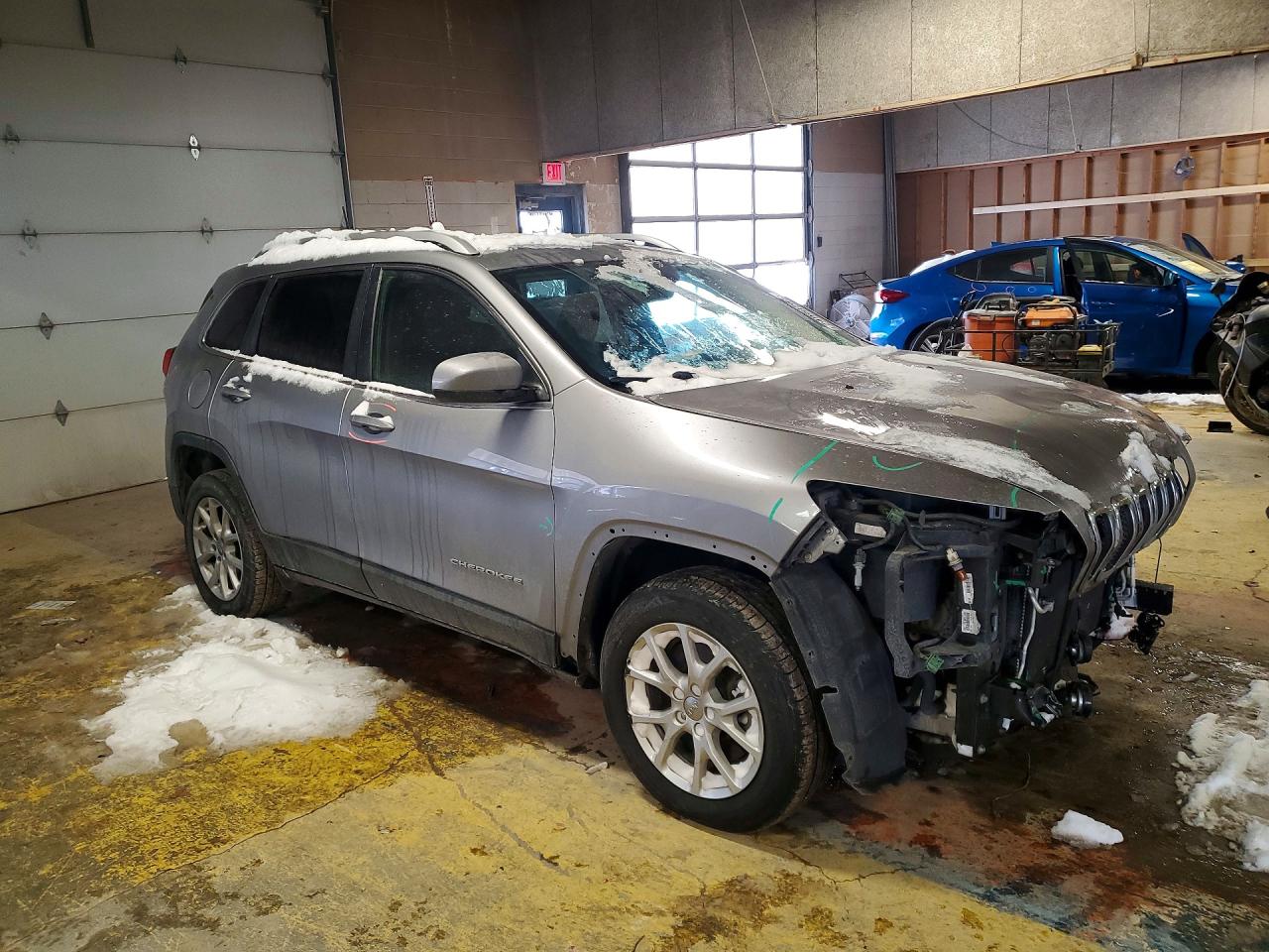 2017 JEEP CHEROKEE LATITUDE photo 4