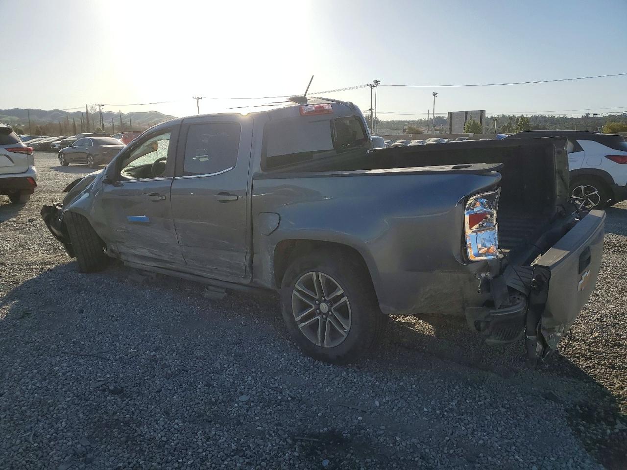 2020 CHEVROLET COLORADO LT photo 3
