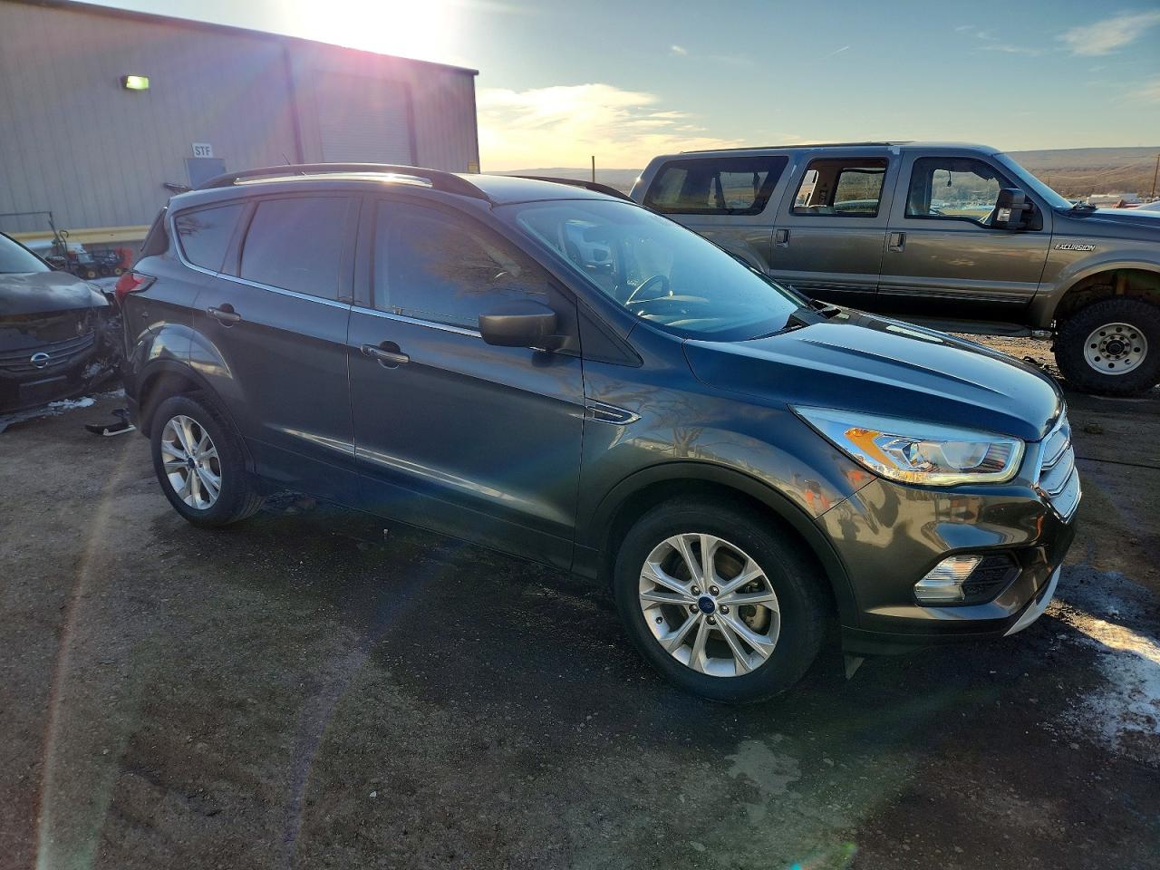 2019 FORD ESCAPE SEL photo 4