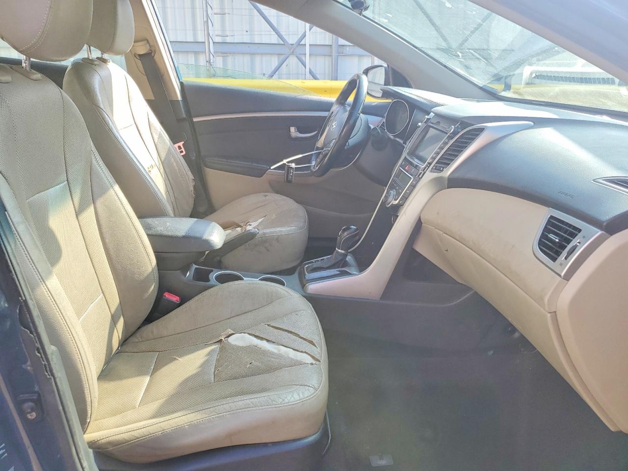 2013 HYUNDAI ELANTRA GT BASE photo 7