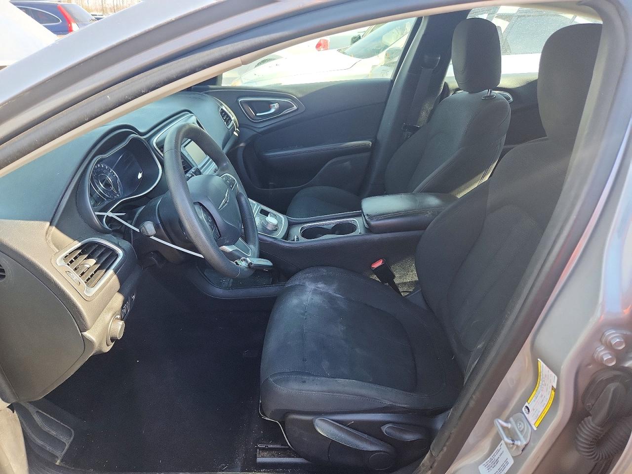 2016 CHRYSLER 200 LIMITED photo 7
