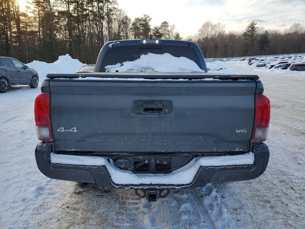 2022 TOYOTA TACOMA DOUBLE CAB photo 6