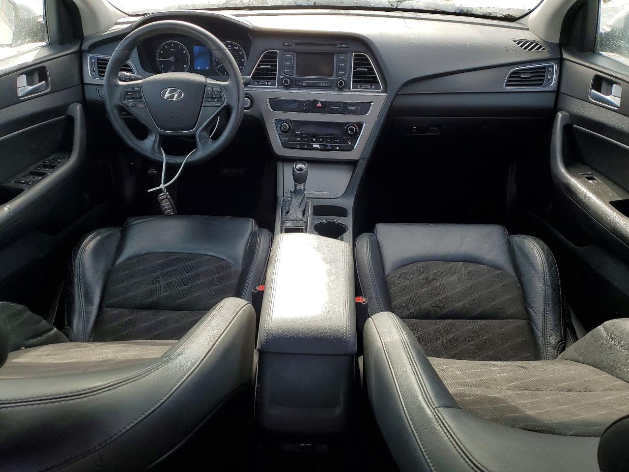 2015 HYUNDAI SONATA SPORT photo 15