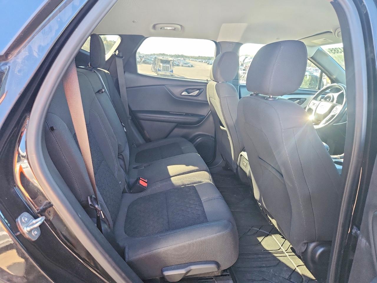 2020 CHEVROLET BLAZER 2LT photo 11
