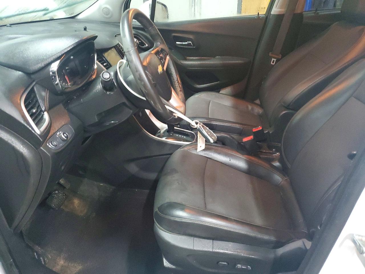 2019 CHEVROLET TRAX 1LT photo 13