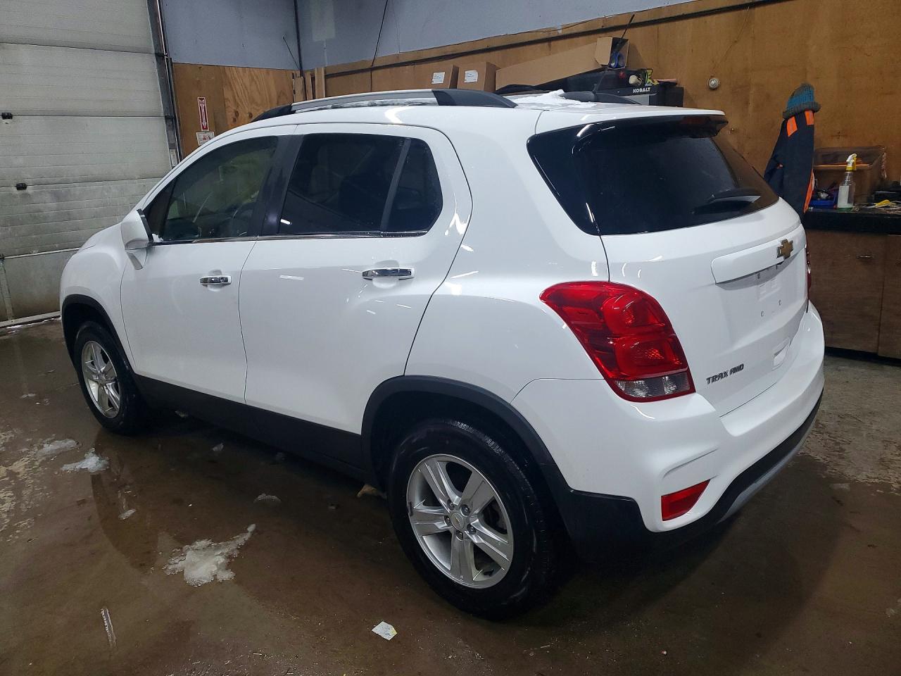 2019 CHEVROLET TRAX 1LT photo 3