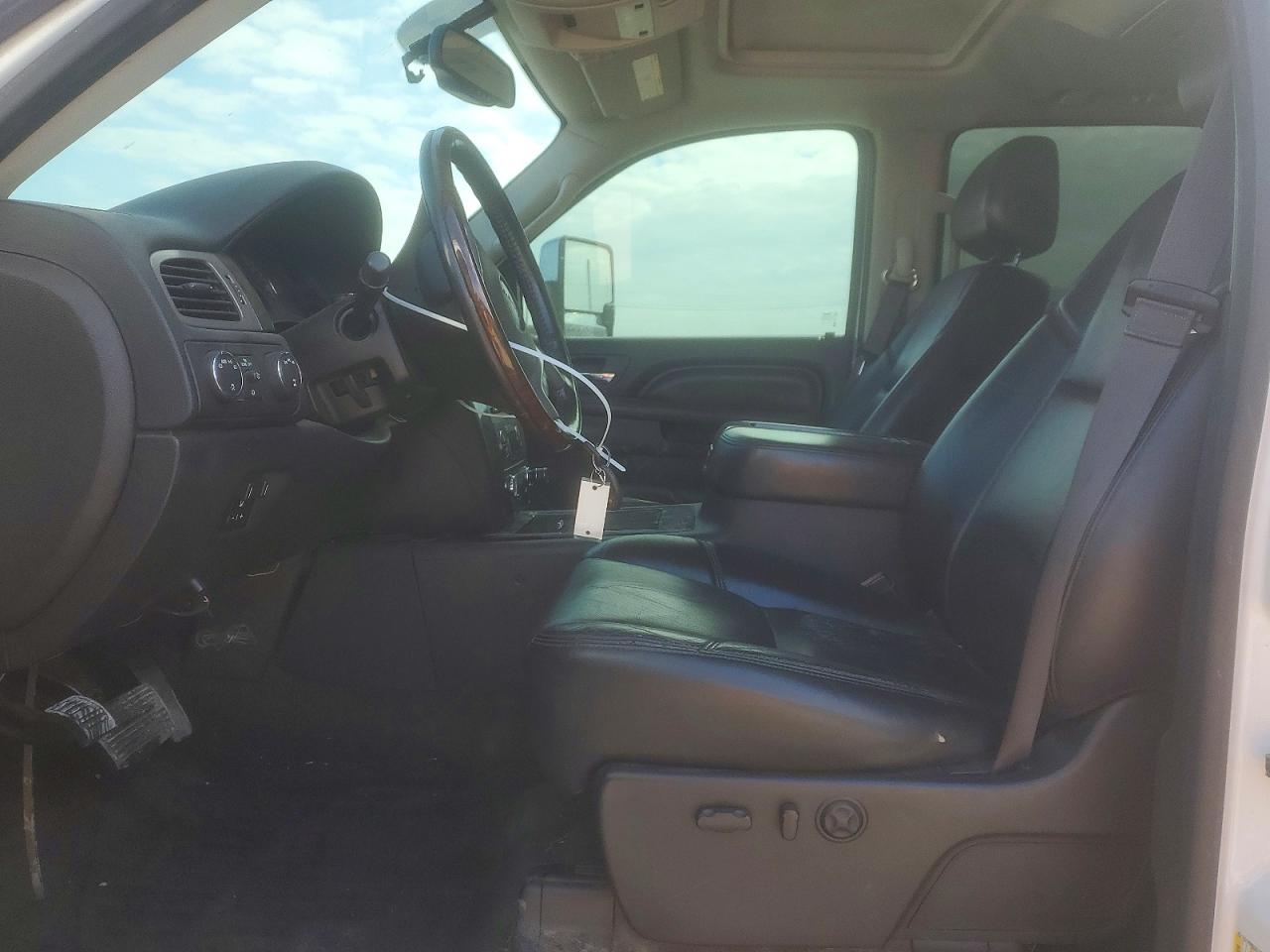 2014 GMC SIERRA K2500 DENALI photo 13