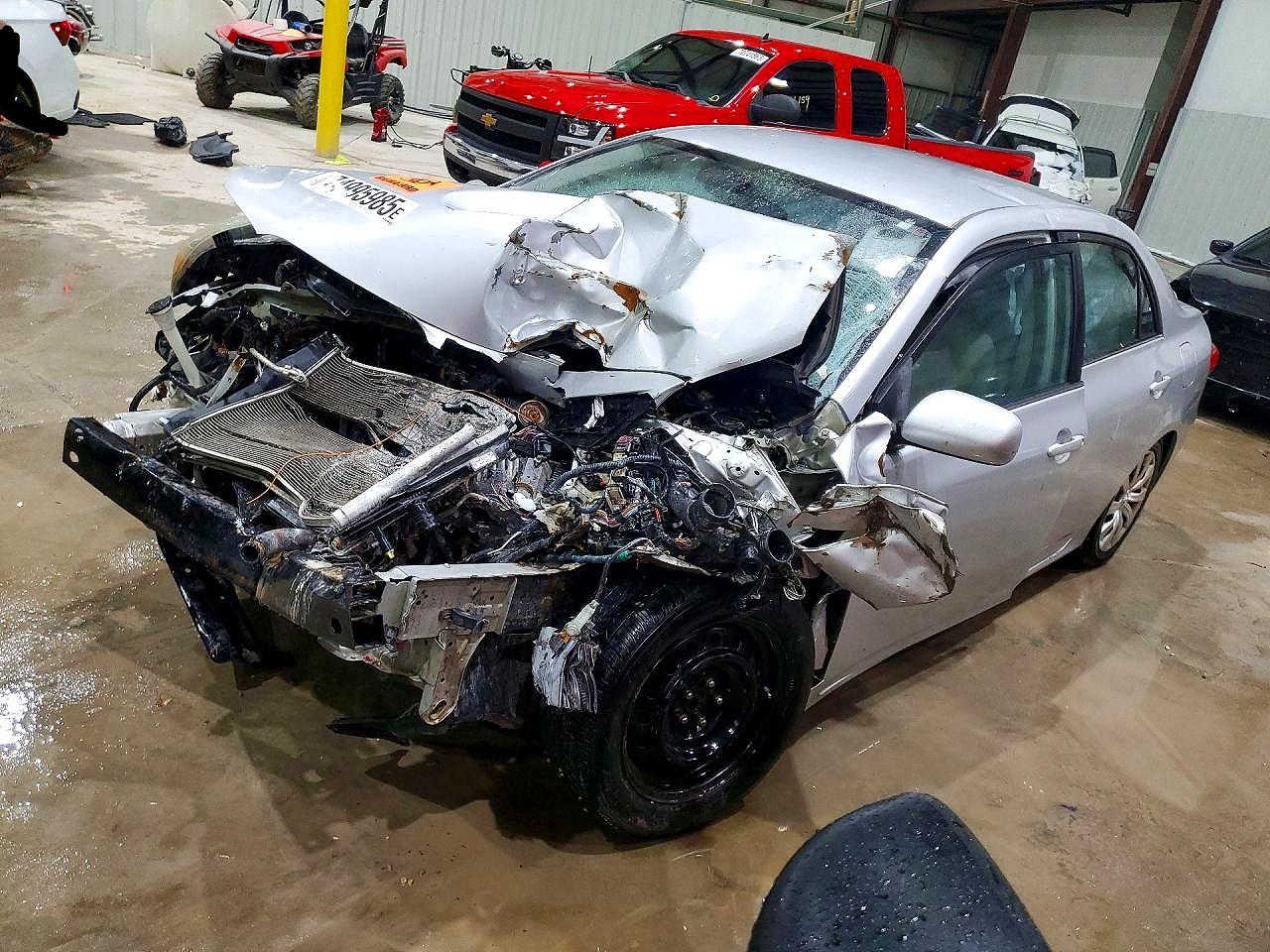 2013 TOYOTA COROLLA