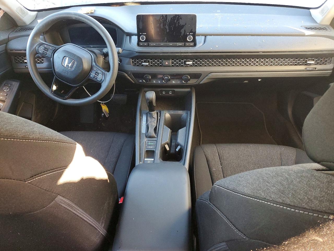 2025 HONDA ACCORD SE photo 15