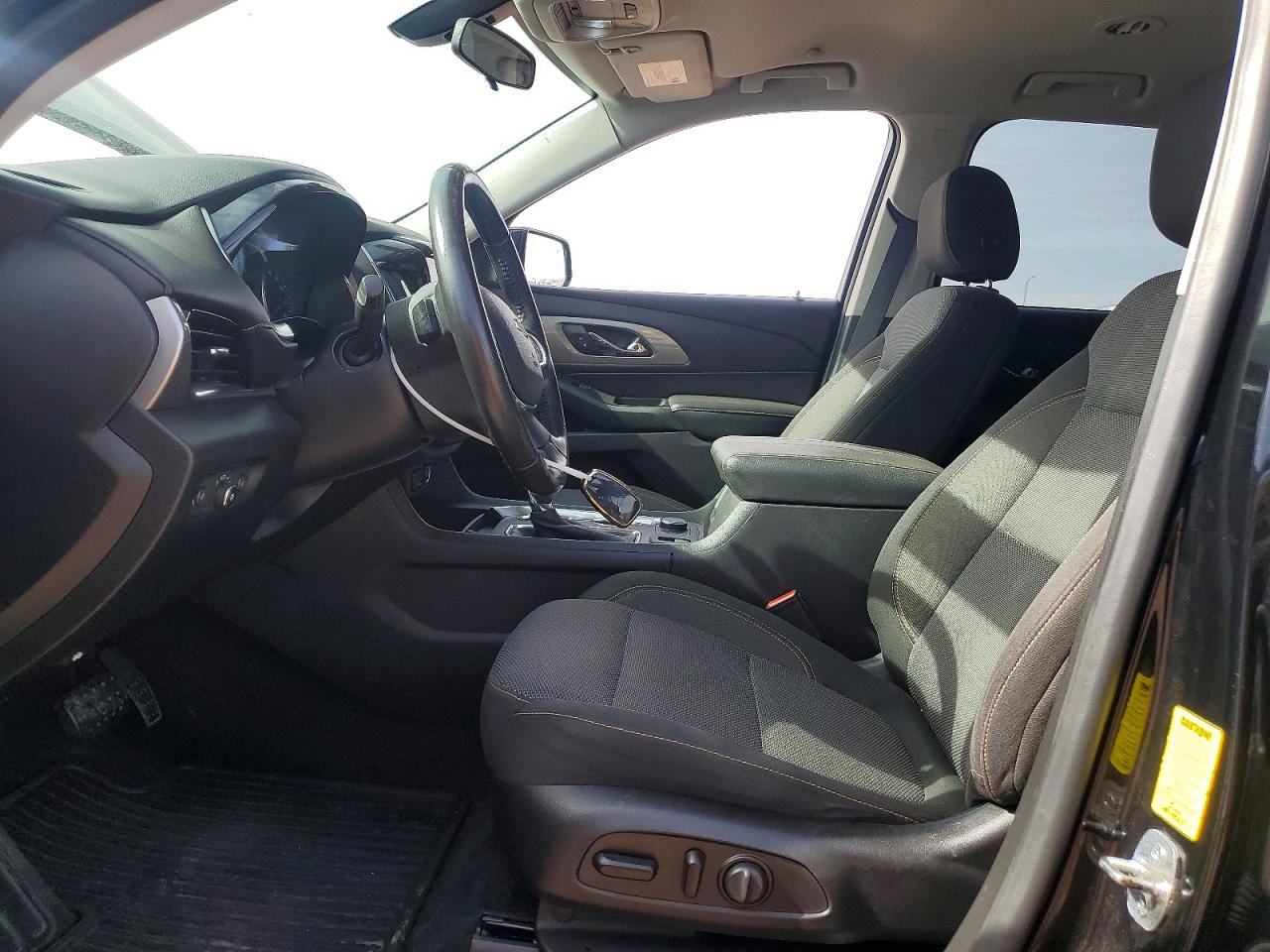 2019 CHEVROLET TRAVERSE LT photo 13