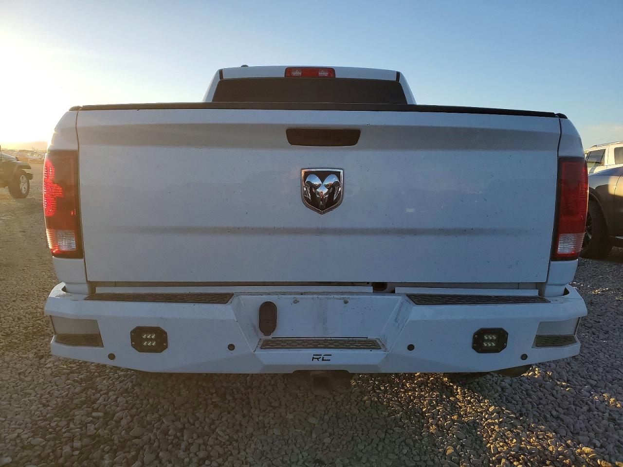 2019 RAM 1500 CLASSIC TRADESMAN photo 6