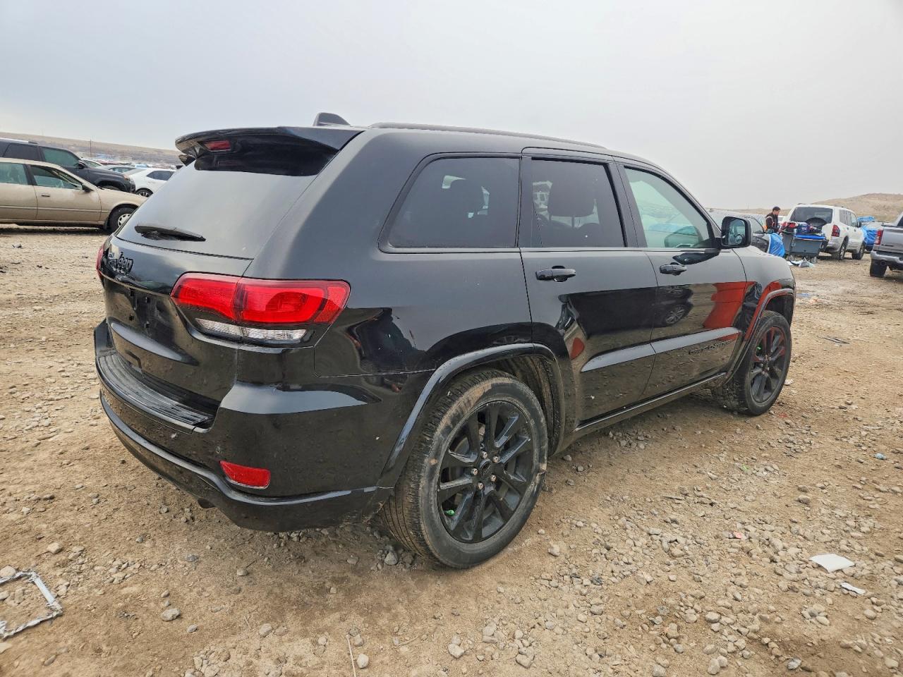 2018 JEEP GRAND CHEROKEE LAREDO photo 5