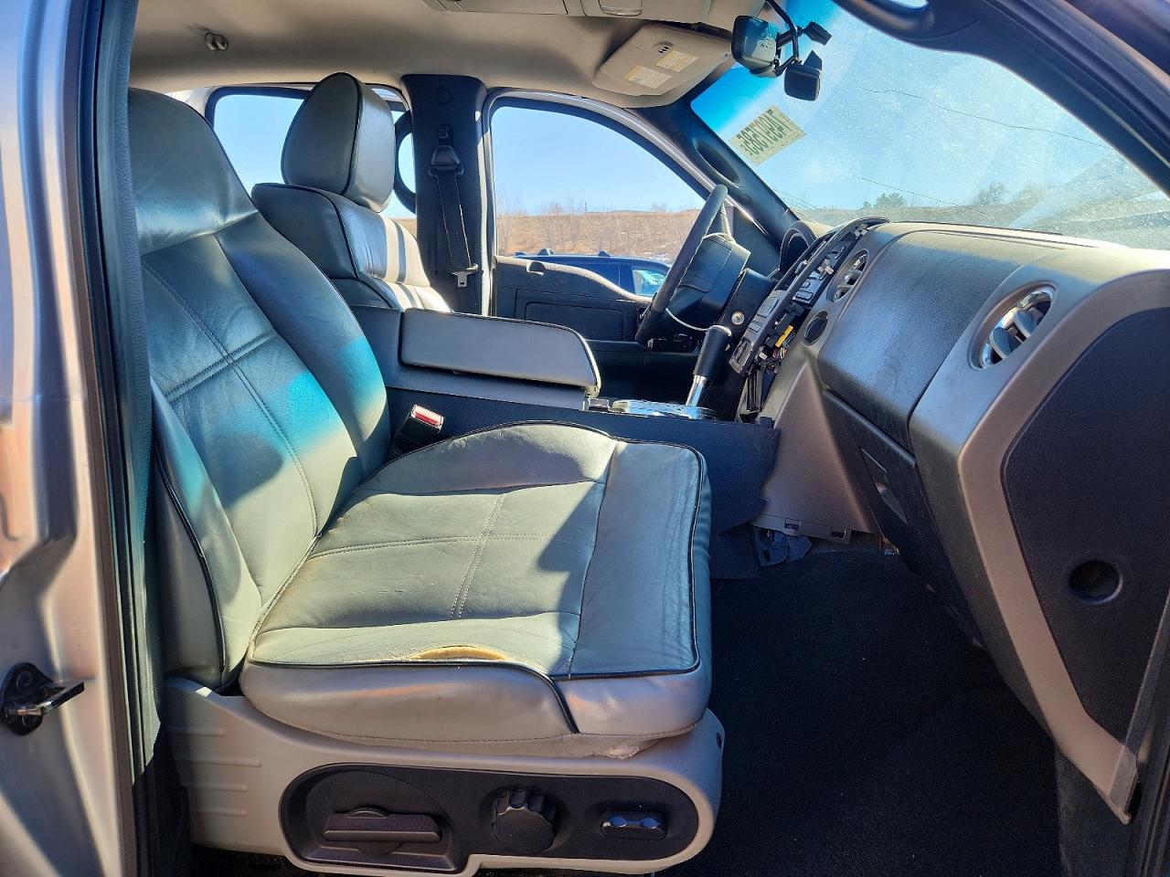 2006 LINCOLN MARK LT photo 13