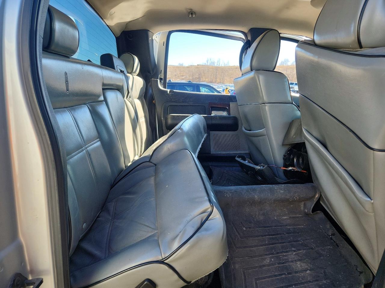 2006 LINCOLN MARK LT photo 19