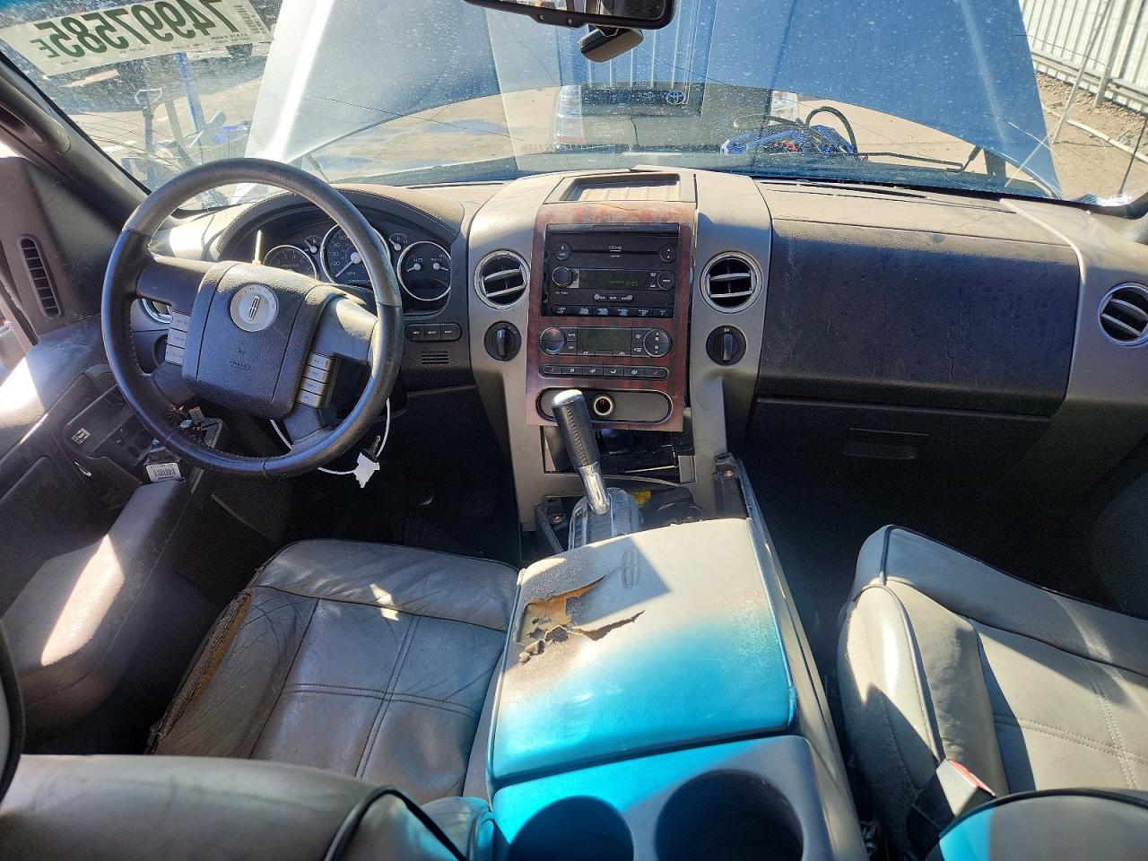 2006 LINCOLN MARK LT photo 15