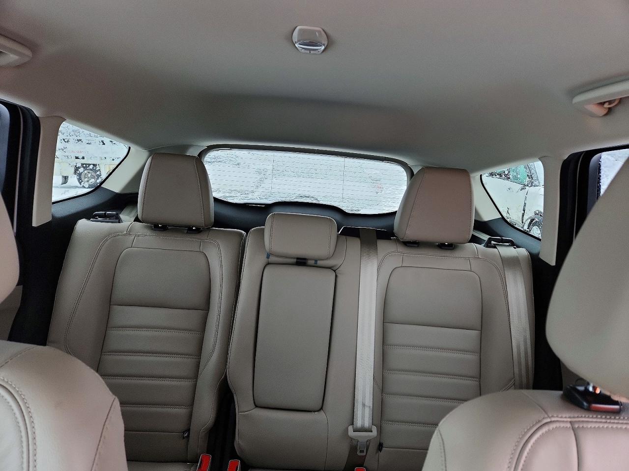 2017 FORD ESCAPE TITANIUM photo 19