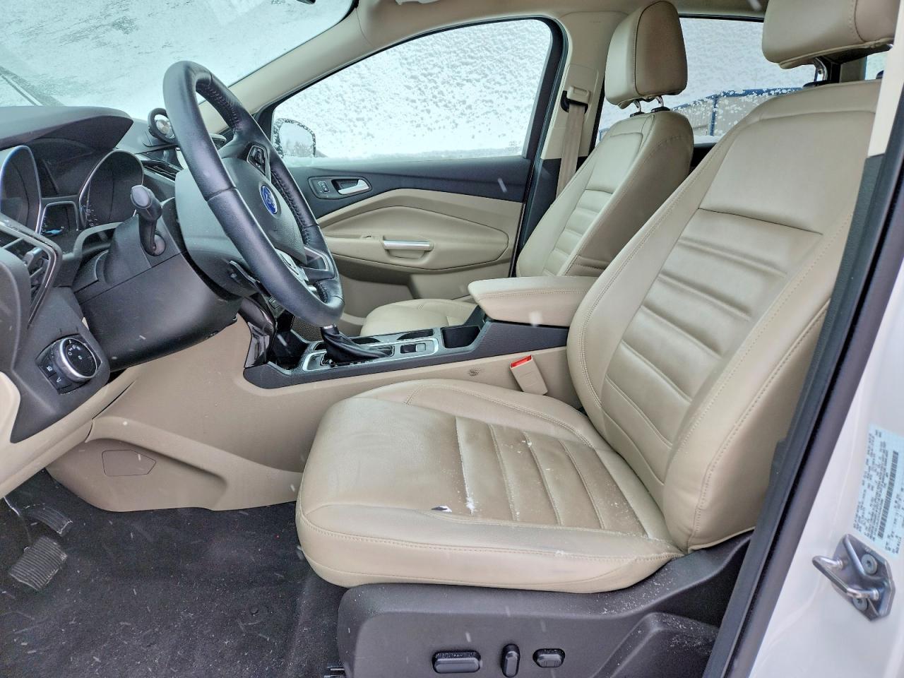 2017 FORD ESCAPE TITANIUM photo 13