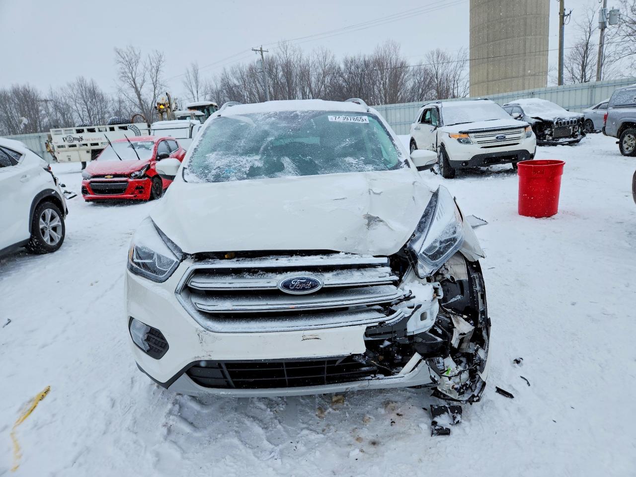 2017 FORD ESCAPE TITANIUM photo 9