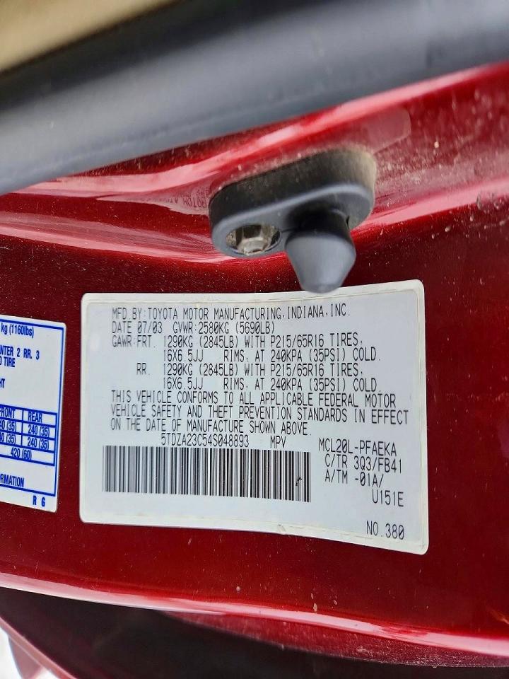 2004 TOYOTA SIENNA photo 27