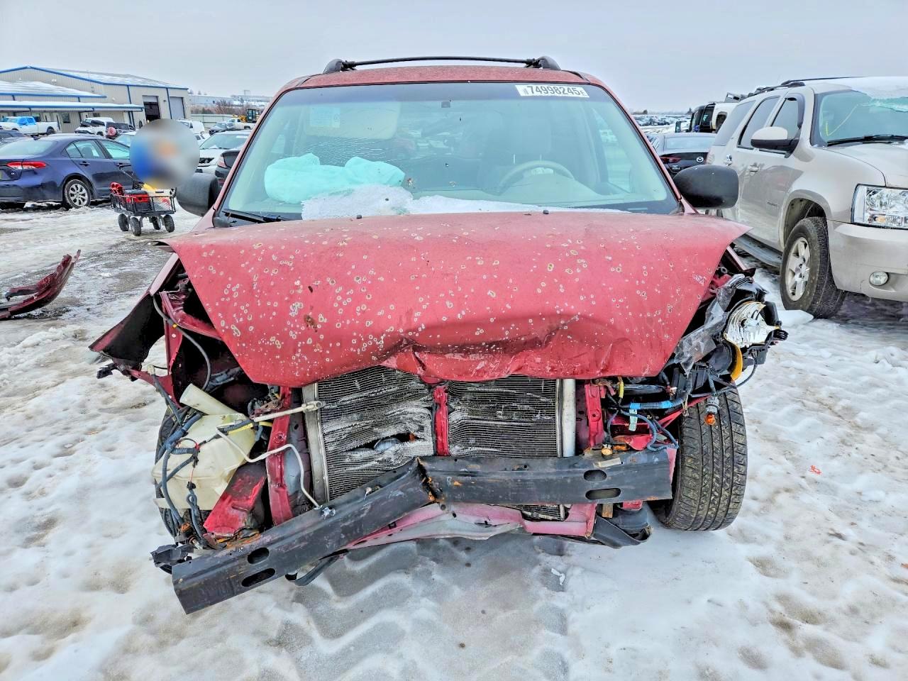 2004 TOYOTA SIENNA photo 9
