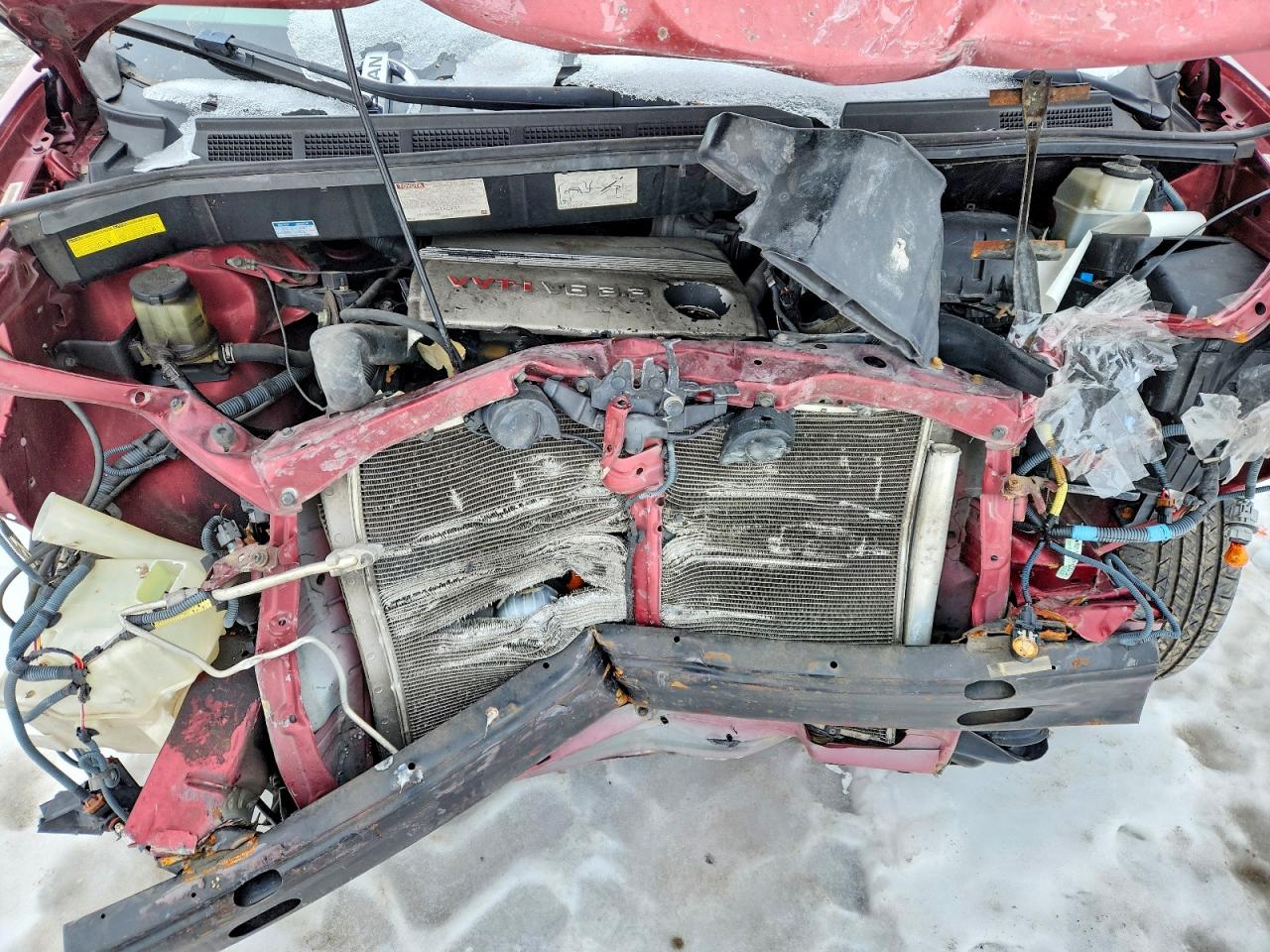 2004 TOYOTA SIENNA photo 23