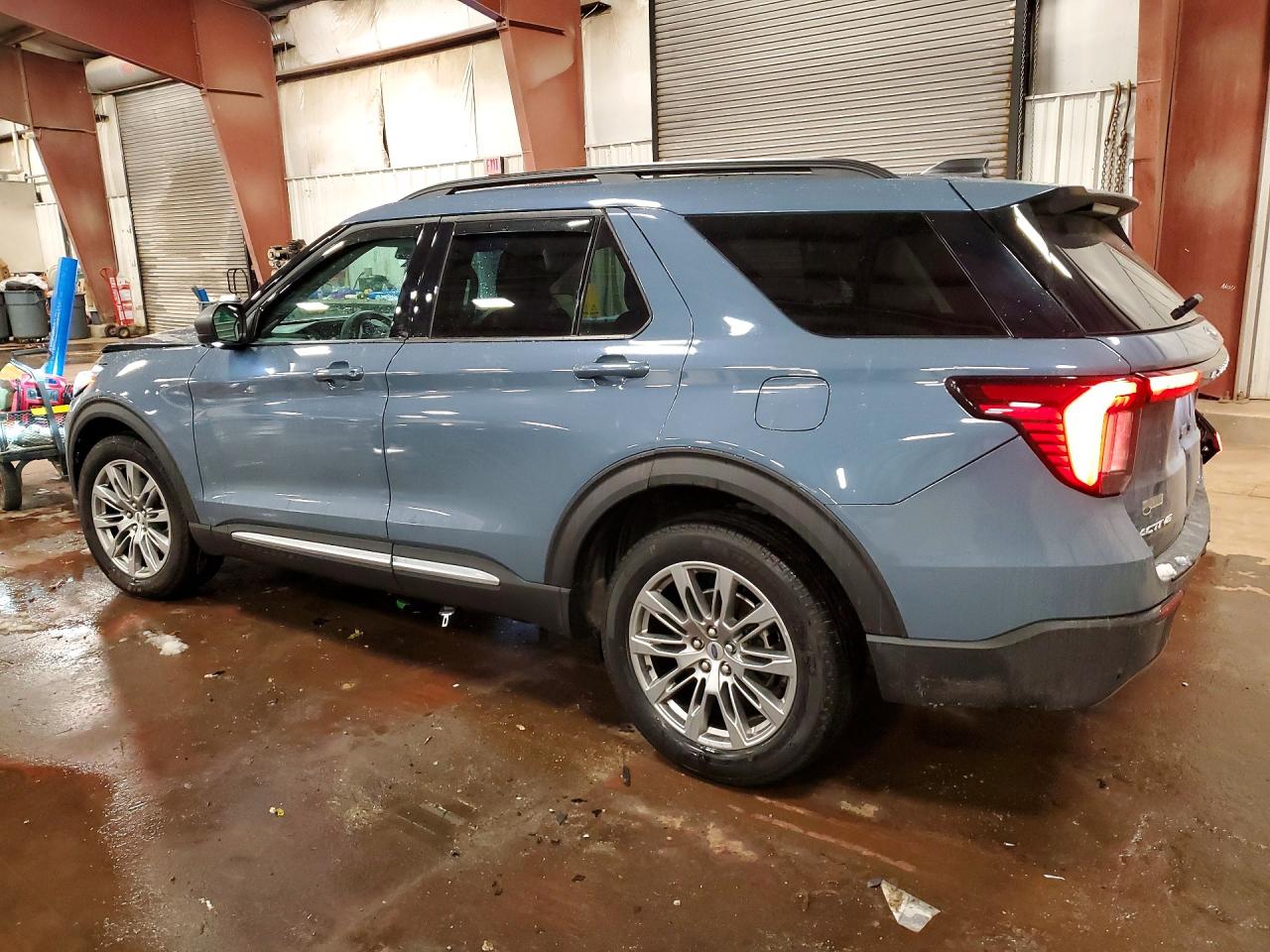 2025 FORD EXPLORER ACTIVE photo 3