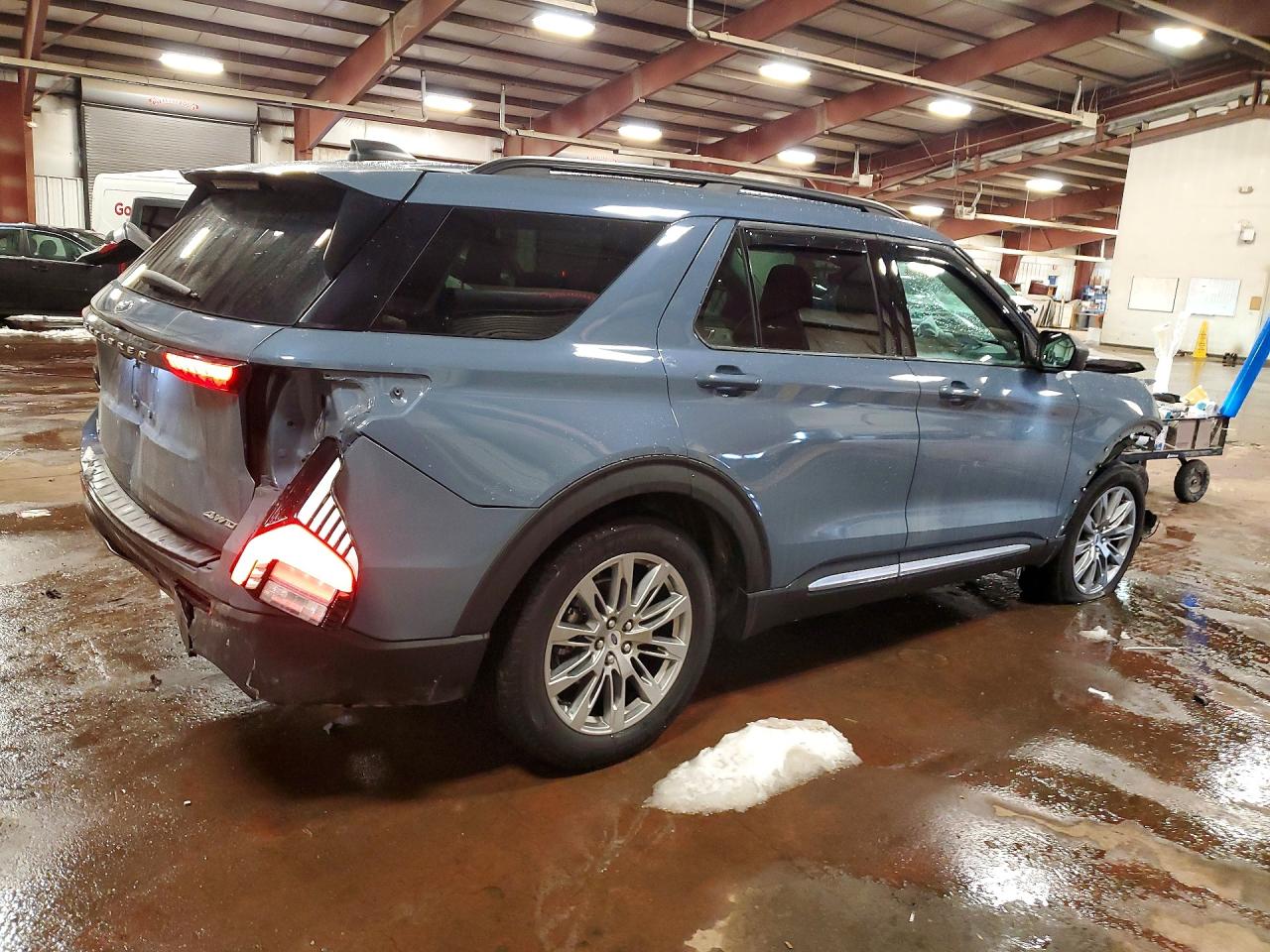 2025 FORD EXPLORER ACTIVE photo 5