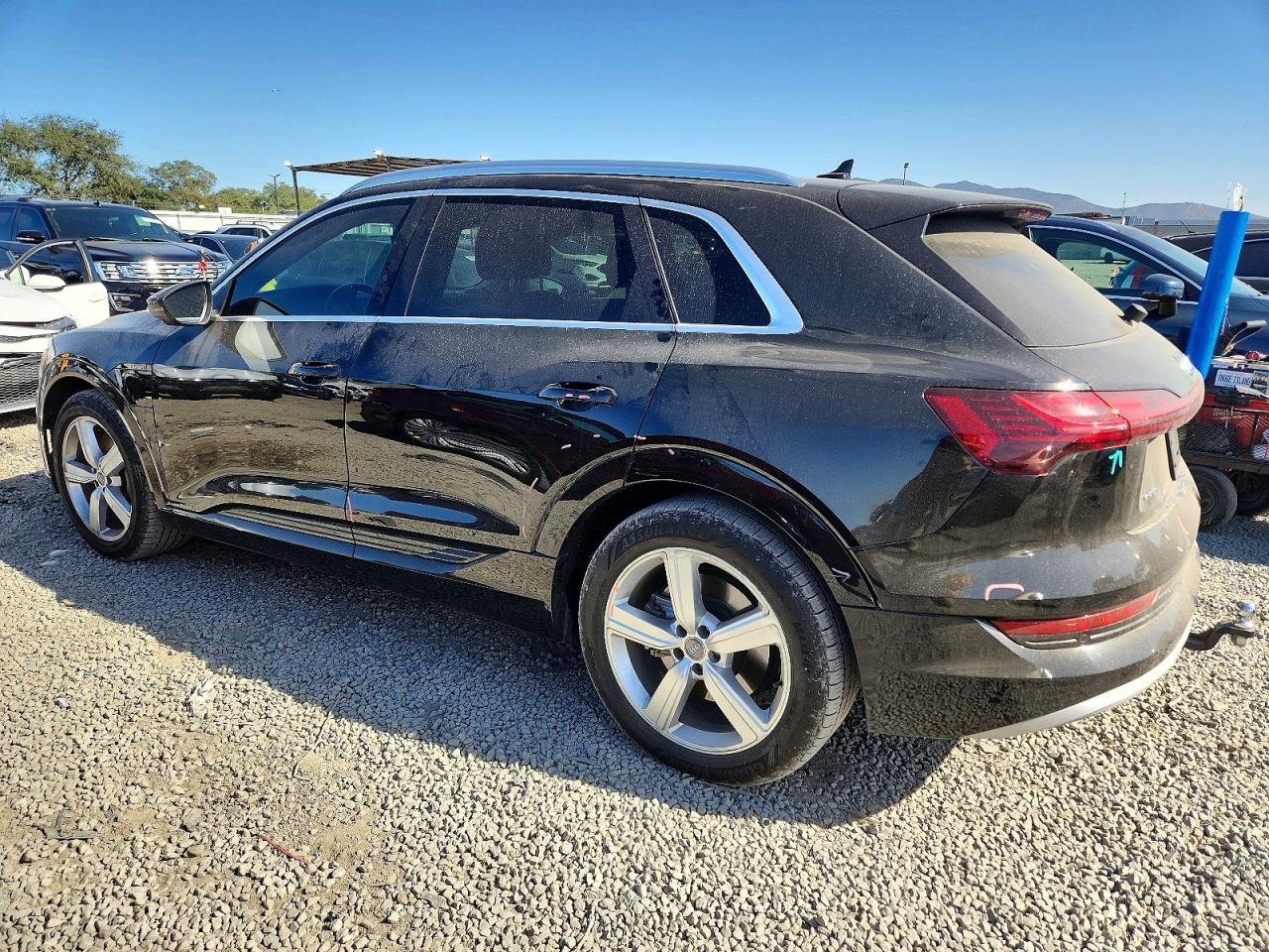 2019 AUDI E-TRON PREMIUM PLUS photo 3