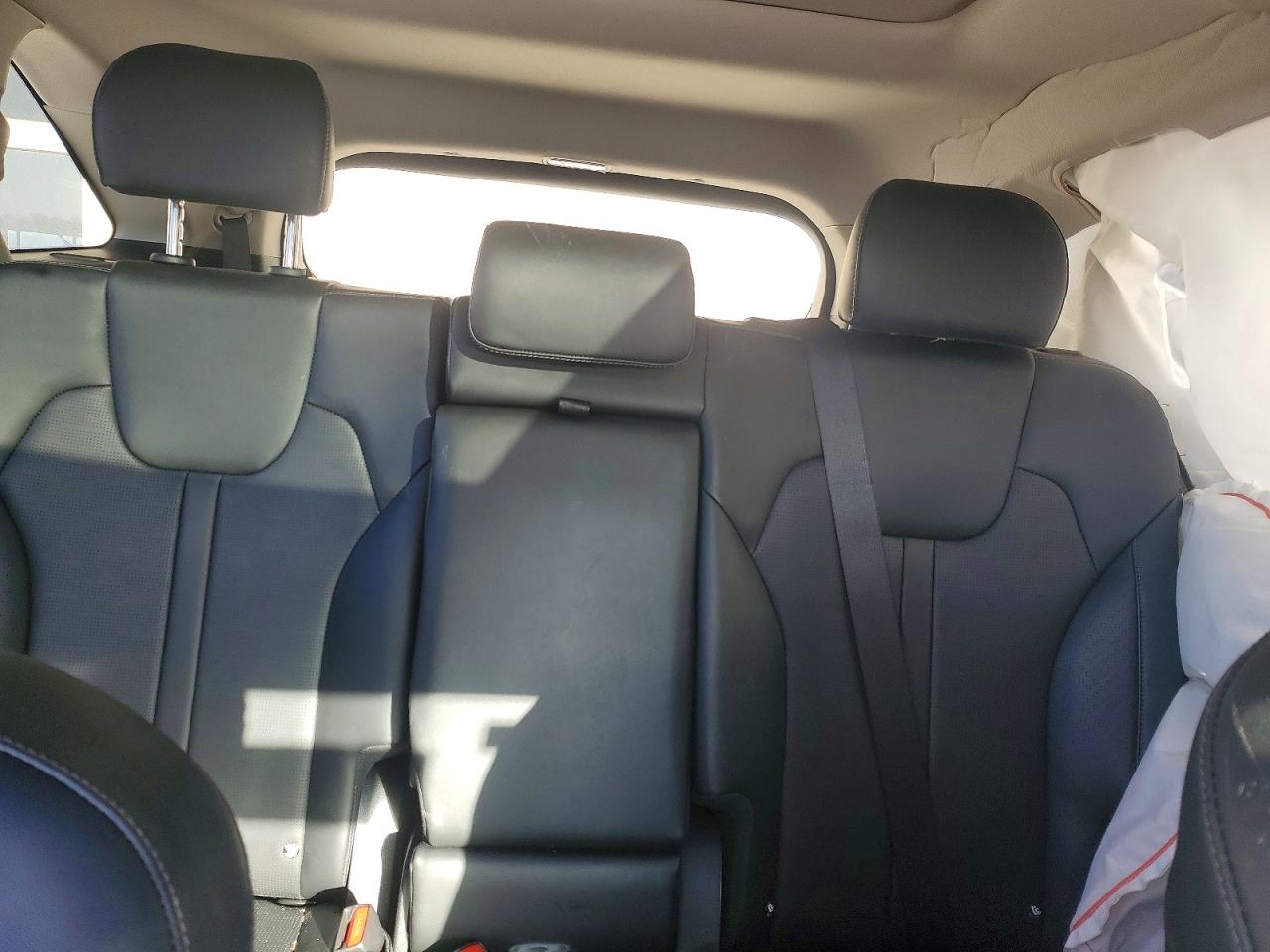 2024 KIA SORENTO S photo 10