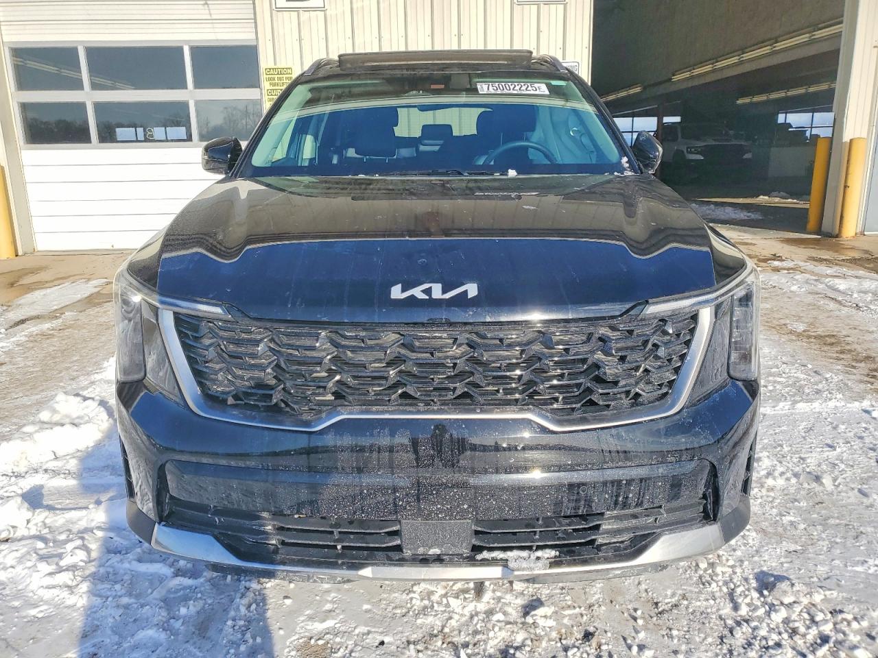 2024 KIA SORENTO S photo 5