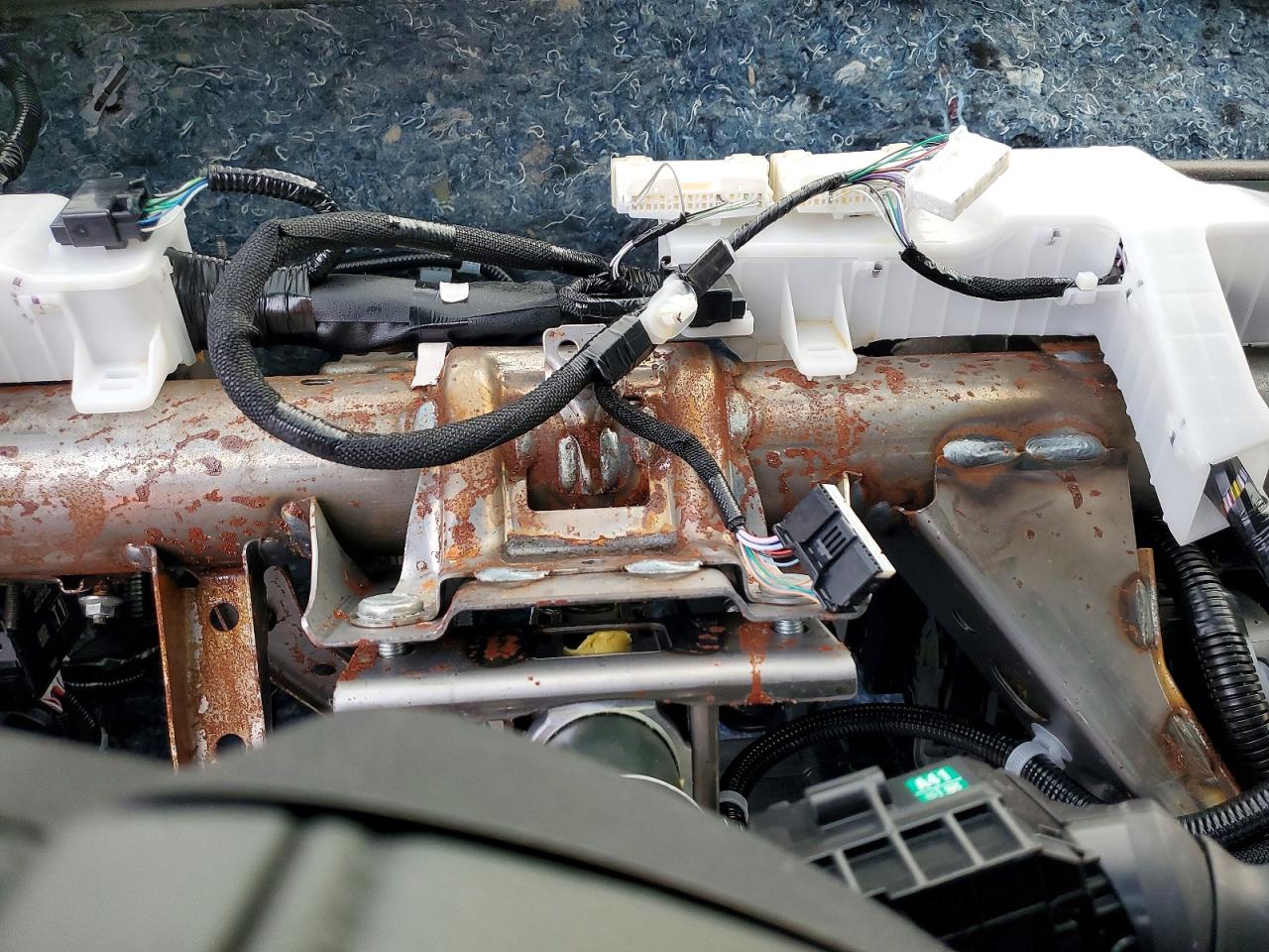 2024 TOYOTA TUNDRA CREWMAX SR photo 17