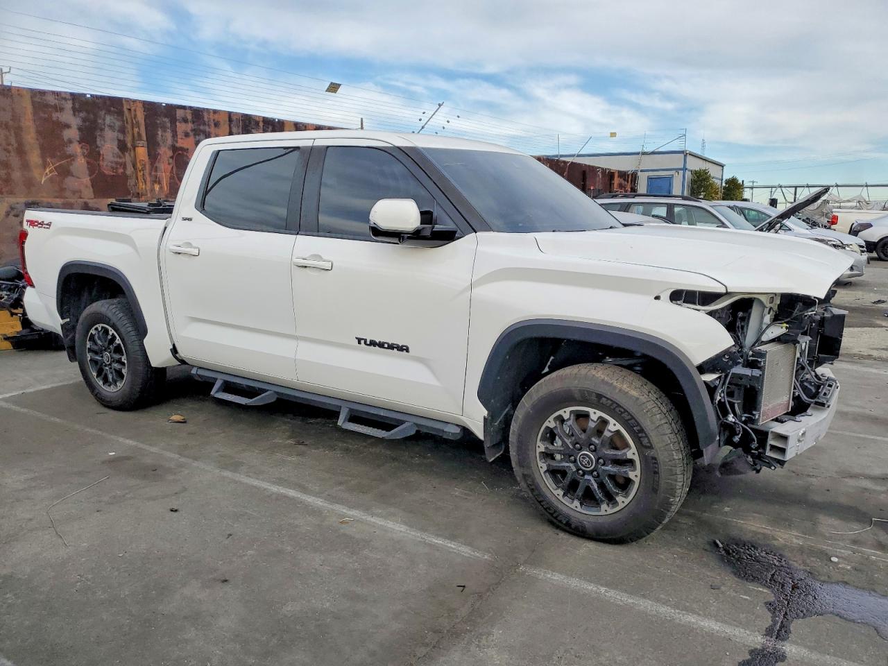2024 TOYOTA TUNDRA CREWMAX SR photo 7