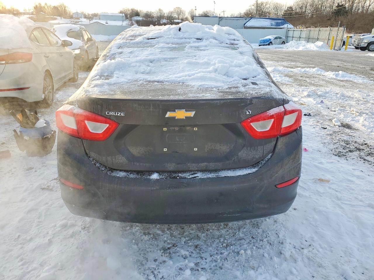 2017 CHEVROLET CRUZE LT photo 6
