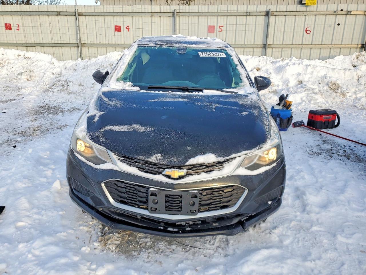 2017 CHEVROLET CRUZE LT photo 5
