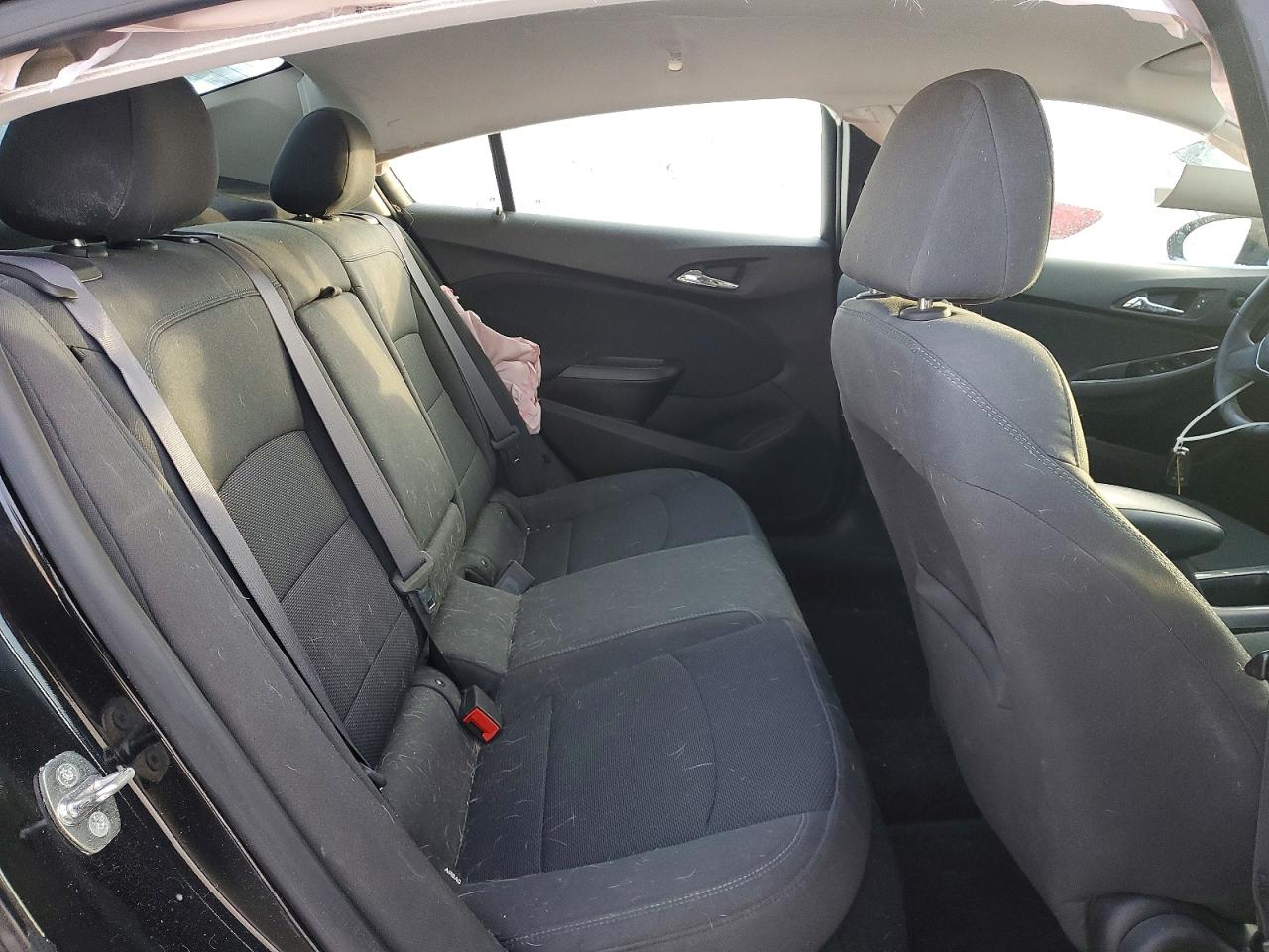2017 CHEVROLET CRUZE LT photo 10