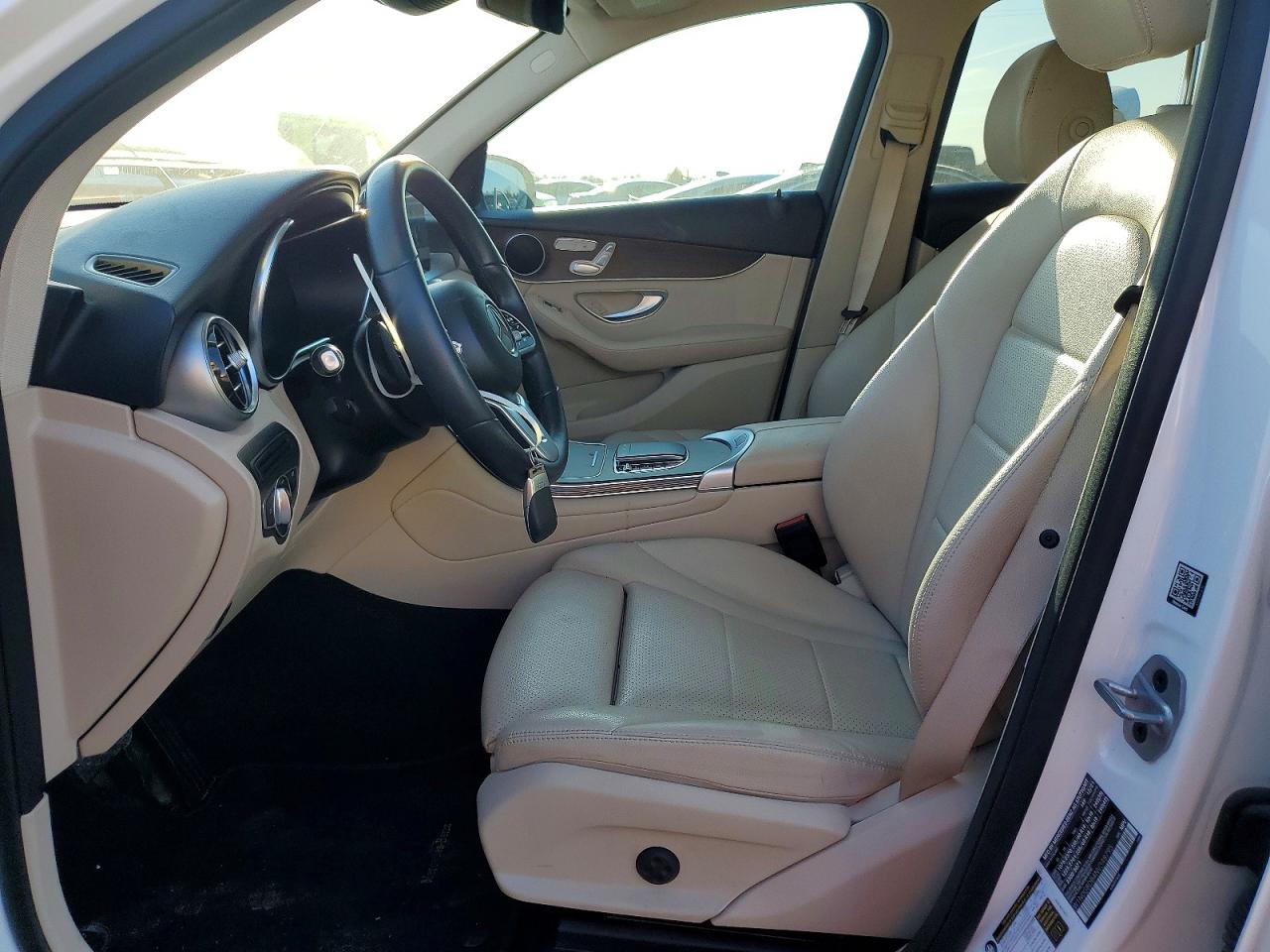 2022 MERCEDES-BENZ GLC 300 photo 7