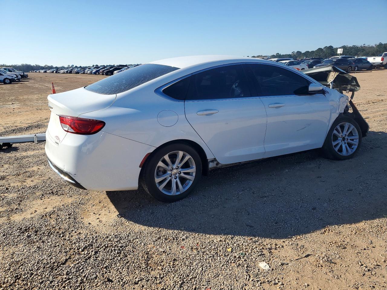 2015 CHRYSLER 200 LIMITED photo 5