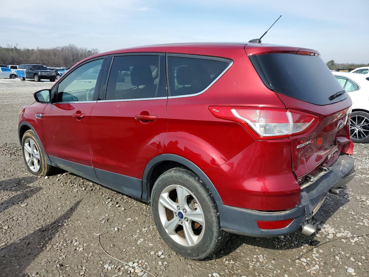 2016 FORD ESCAPE SE photo 2